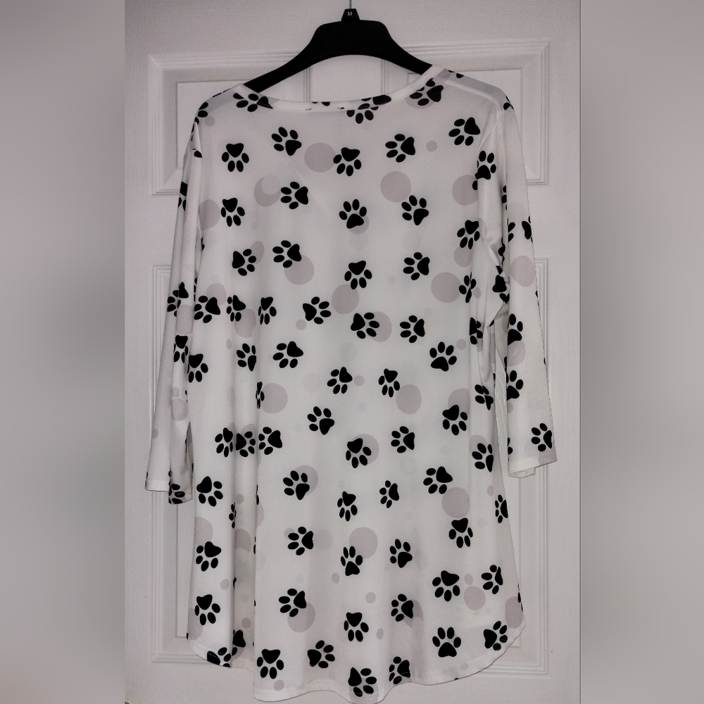 Lily Black and White Paw Print Blouse - Picture 2 of 8